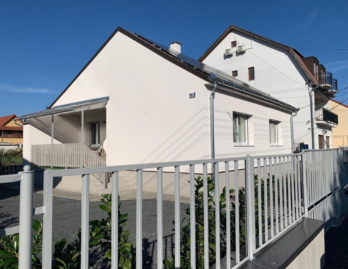 Vila Otthon A Balatonon Vendeghaz Keszthely Exteriér fotografie